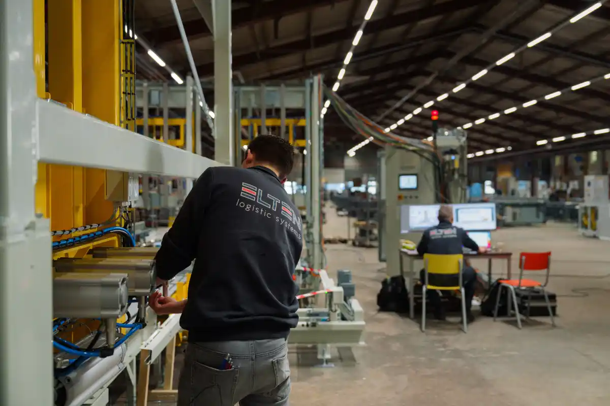 Monteur Elektrotechniek Machinebouw vacature afbeelding